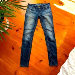 American eagle jeggings in size US 2 (long)